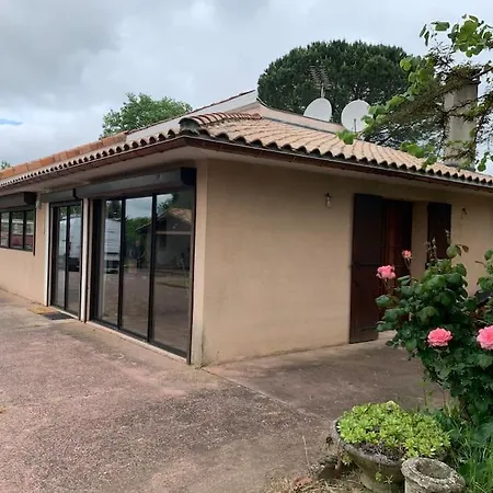 Maison Familiale Avec Piscine Proche Perigueux Chancelade Exterior photo